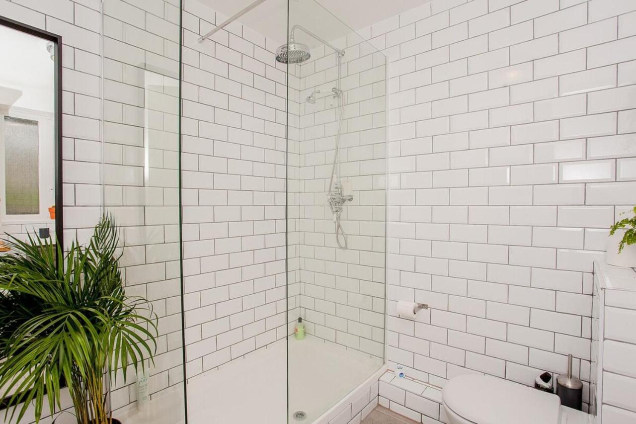 Modern Central 1Bd Flat In Clerkenwell - Sleeps 4! Λονδίνο Εξωτερικό φωτογραφία
